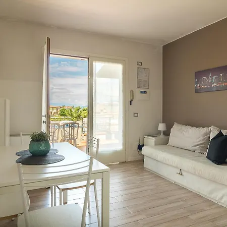 Attico Easy Διαμέρισμα