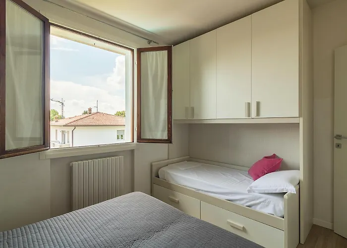 Attico Easy * سيرمِيوني