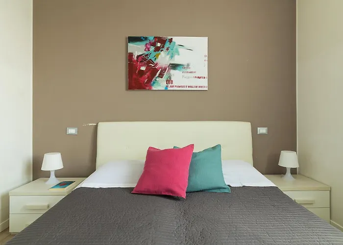 Attico Easy سيرمِيوني