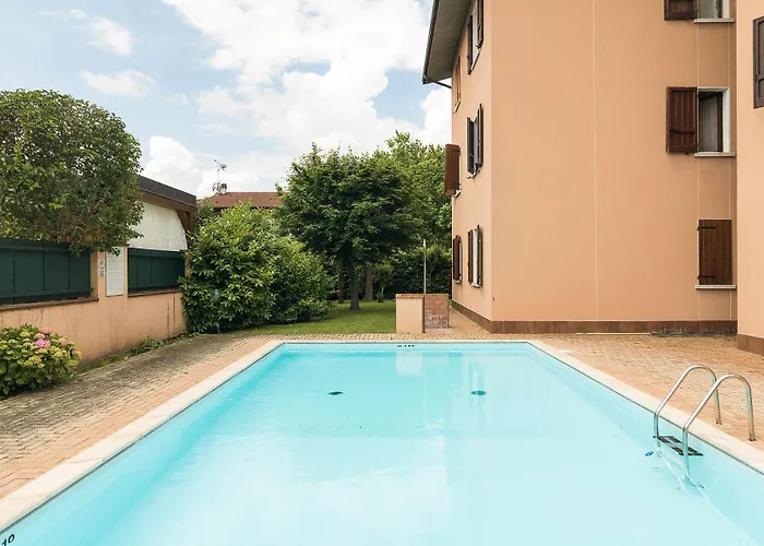 Attico Easy * سيرمِيوني